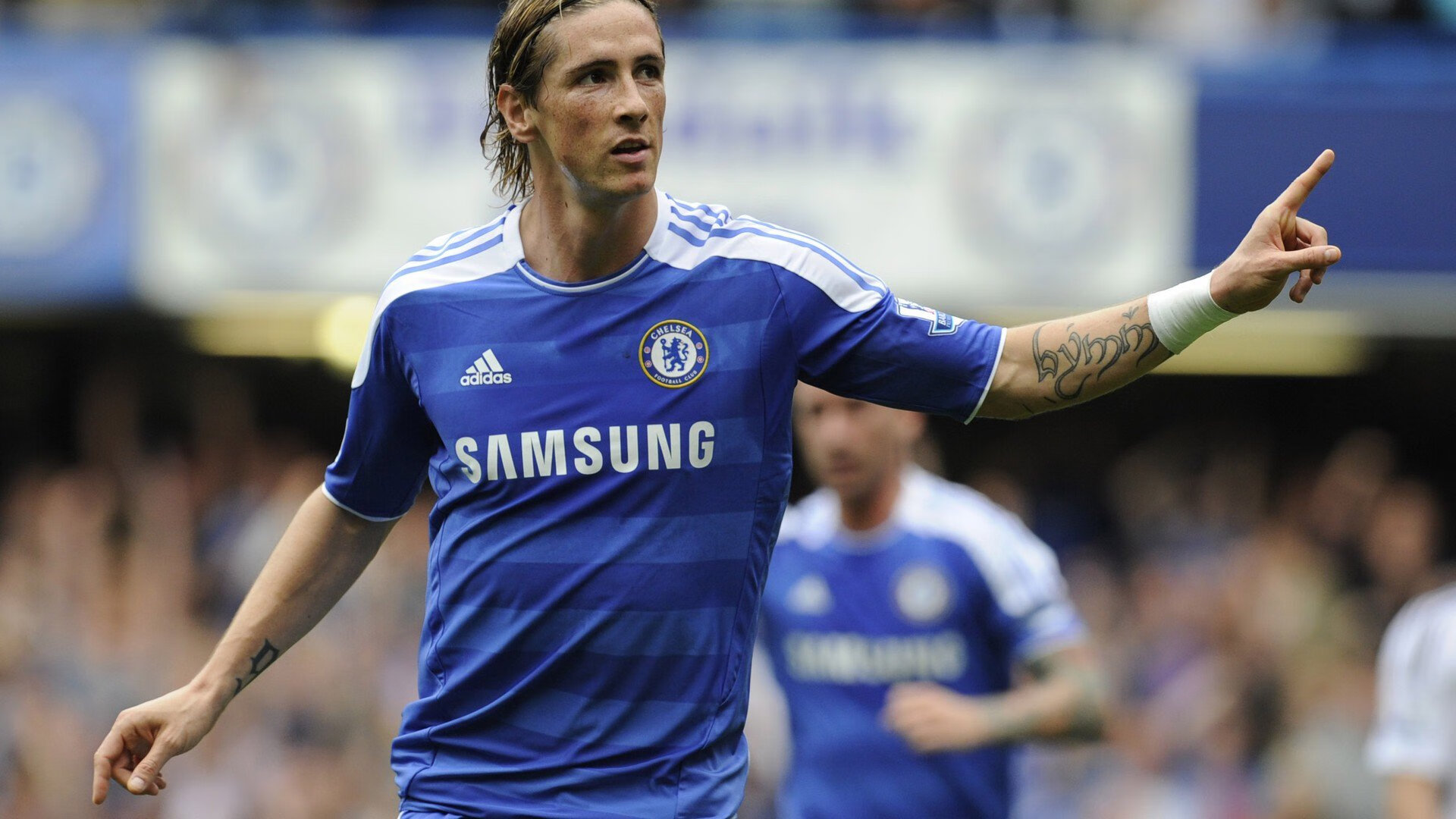 开云体育入口客服-德甲赛季中期体能衰减趋势与恢复干预效果评估，德甲身体对抗