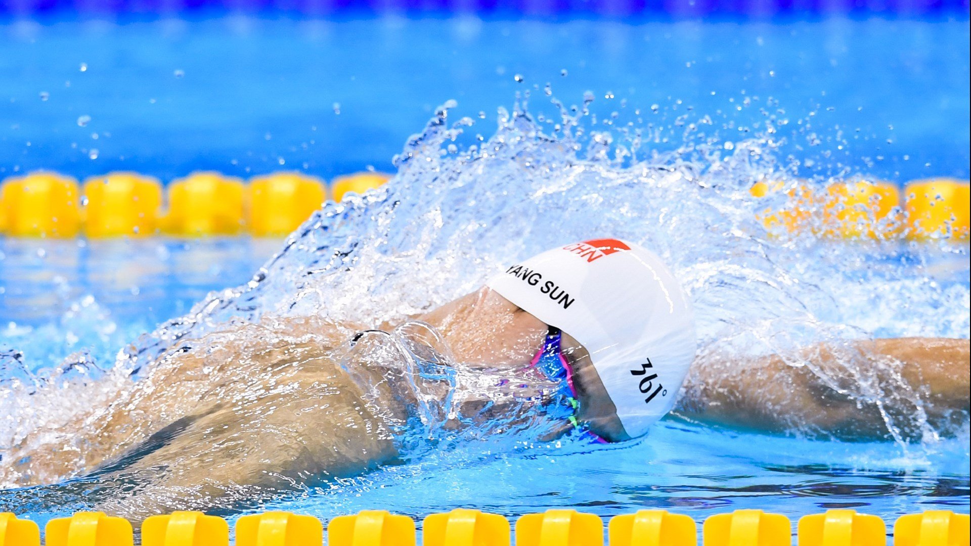 英超球队高强度比赛中恢复策略与运动表现关联研究，英超重启恐面临大变